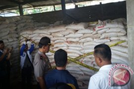 Polda Kepulauan Babel Sita 25 Ton Pupuk Ilegal