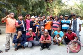 Kominitas Abang Becak "SADAR" Dukung Darwis