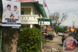 Satpol PP Padang Tegaskan Baliho Tanpa Izin Dispenda Ilegal