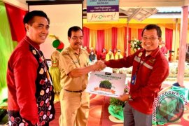 BANTUAN CSR ADARO