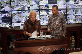 Pemkot-BNI Kerja Sama Pemanfaatan Kartu Pintar Surabaya