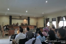 Tiga Puluhan Kreditor Laporkan Piutang Nyonya Meneer 