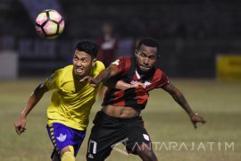 Persegres Dikalahkan Persipura