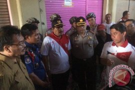 Bupati Klungkung Meninjau Kios Pedagang Terbakar