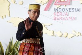 Pidato di Sidang Tahunan MPR Presiden Pakai Baju Adat Bugis