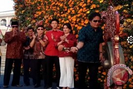 Wisatawan Asing Tertarik Mengunjungi "Discovery Flower Festival"