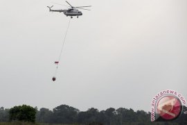 Helikopter BNPB Kibarkan Bendere Merah Putih Page 2 Small