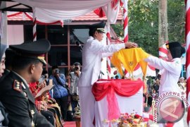 PEMKAB BATOLA MELAKSANAKAN UPACARA BENDERA