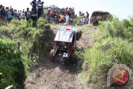 OFF ROAD HUT RI 72 DI PADANG Page 1 Small