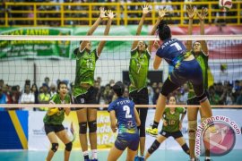 Penyuka Sepak Bola Menjadi Bintang Bola Voli