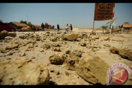 Warga Protes Pembangunan Jalan Tol