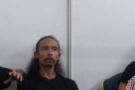 Yayan Ruhiyan Minta Bantuan Pendekar Silat Demi Wiro Sableng