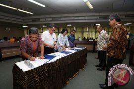 Bakal Calon Rektor IPB Tandatangani Pakta Integritas