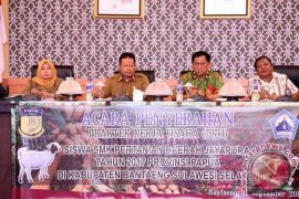 128 Siswa SMK Jayapura PKL Di Bantaeng