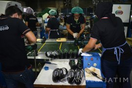 Produksi Sepatu Berkelas Dunia