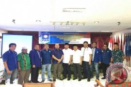 PAN Rekomendasikan Pasangan Rusyidi- Indar Sakti 