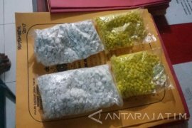 PNS Jember Kedapatan Menjual Obat Keras Berbahaya