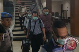 KPK Sita Dokumen dari Kantor Bupati Kutai Kartanegara