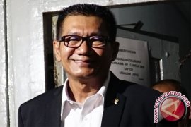 Agun: Penafsiran masa jabatan presiden dan wapres harus sesuai UUD