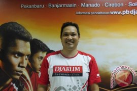 Chou Tien-chen latihan bareng Hariyanto Arbi setelah Indonesia Open