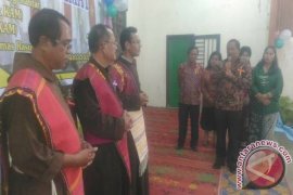 Bupati Samosir Hadiri Pesta Perak Imamat