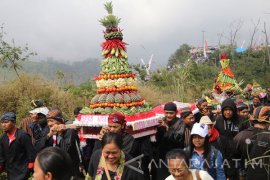 Larung Sesaji Gunung Kelud