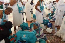 Alasan Kesehatan, Dua Jamaah Haji Riau Masih Tertahan di Batam