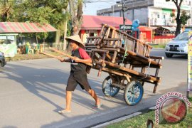 PENJUAL KURSI BAMBU Page 1 Small