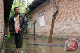 BANJIR PESISIR SELATAN Page 2 Small