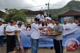 Peradi Denpasar Bantu Logistik Pengungsi Gunung Agung