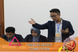Mahasiswa IPB Raih Juara Kompetisi Debat Isu Nasional  