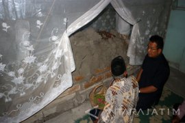 HUT Bojonegoro, Bupati  Ziarah Ke Makam Sosodiningrat (Video)