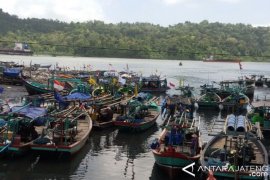 Cuaca Buruk, Dinas Perikanan Cilacap Data Kerusakan Kapal Nelayan