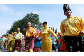 Pontianak Berjapin Massal
