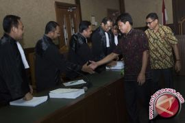 Irjen Kemendes divonis 1,5 tahun penjara