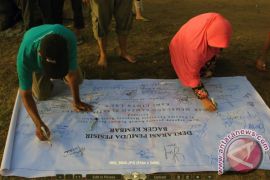 Pemuda Lombok Berikrar Lestarikan Hutan Mangrove 