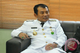 Wali Kota Bekasi Raih "Enterpreneur Award 2017"