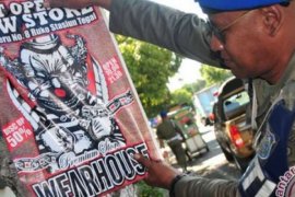 Wako Pekanbaru Kecam Keberadaan Ribuan Reklame Ilegal Yang Kotori Kota