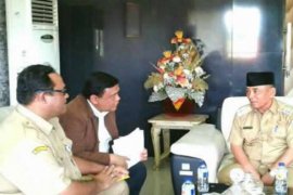 HM Harris, Satu-Satunya Bupati Di Riau Nominator Leadership Award 2017