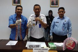 BNNP Sultra Amankan Pengedar Sabu-Sabu