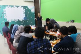 ITS Gandeng UQBS Australia Kerja Sama Buka Program DD