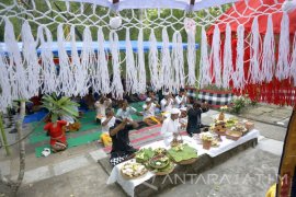 Perayaan Galungan Di Tulungagung