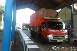 Sembilan jembatan timbang terapkan e-tilang