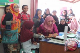 Pemeriksaan IVA, Hak Kesehatan Reproduksi Belum Maksimal Dimanfaatkan