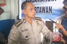 Polres Sarmi dan Merauke serahkan bantuan peduli Asmat 