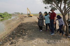 Risma Minta Bantuan Polda Jatim Bebaskan Lahan Frontage Road
