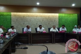 FWP Padang Pelajari Pemanfaatan Media untuk Pembangunan