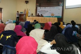 SKK MIgas Sosialisasikan Peran Industri Migas di Sumenep (Video)