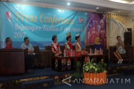 Bojonegoro Gelar "Fashion And Art Award" 2017 (Video)