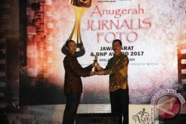 Delapan Jurnalis Raih Anugerah Jurnalis Foto Jabar 